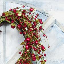 HEART SHAPED WREATH ON TWIG BASE W/ROSE HIP, RICE BERRIES AN