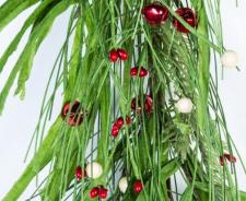CHRISTMAS GARLAND WITH BERRIES AND RED BELLS, 60 IN., RED, C